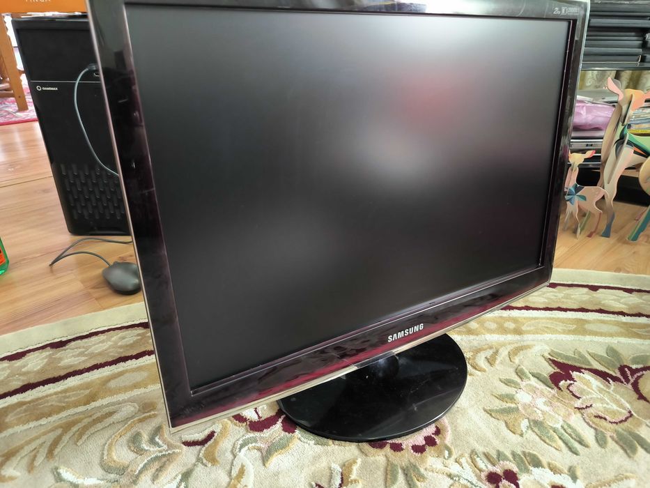 Монитор Samsung T220 , 22дюйма