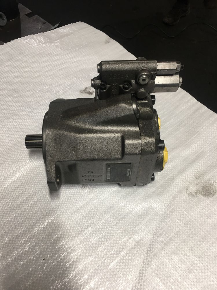 Гідронасоси Rexroth A10VO45 Manitou 273626 в наявності