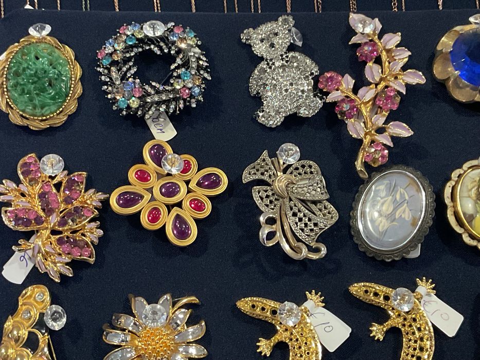 Broches pendentes pulseiras vintage