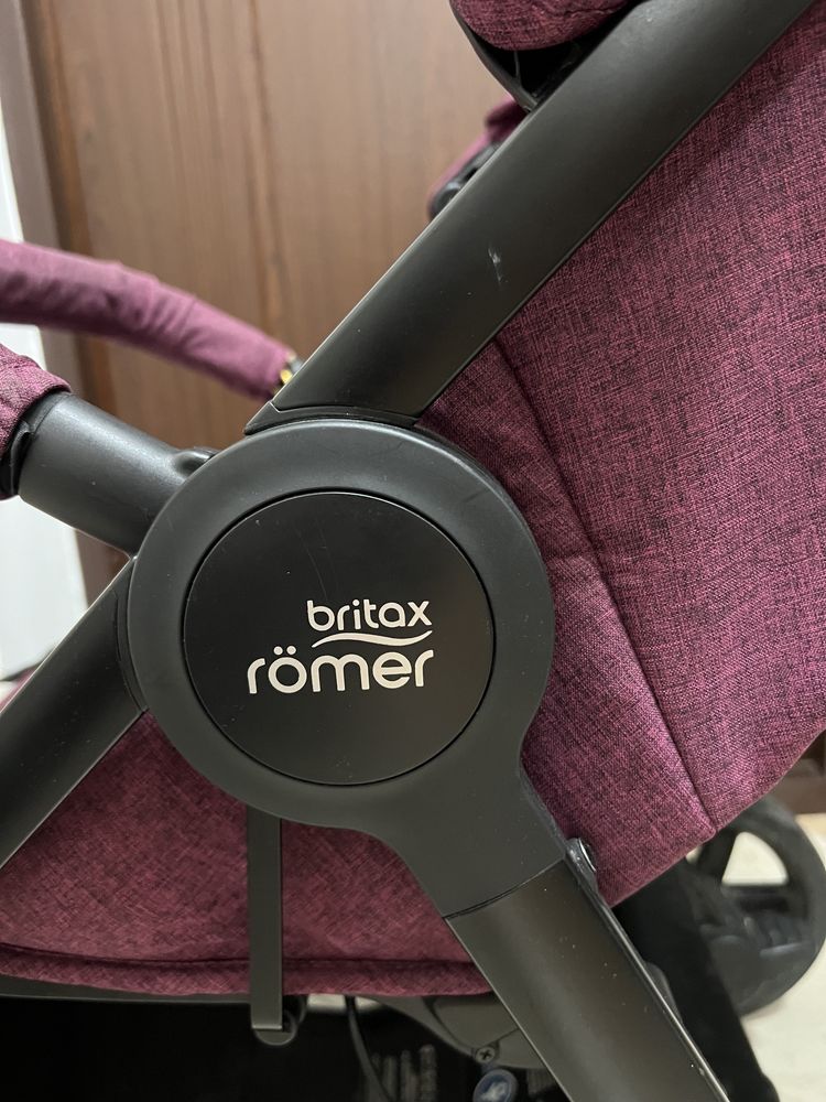 Прогулянкова коляска Britax Romer B-Agile M (Cherry Wine)