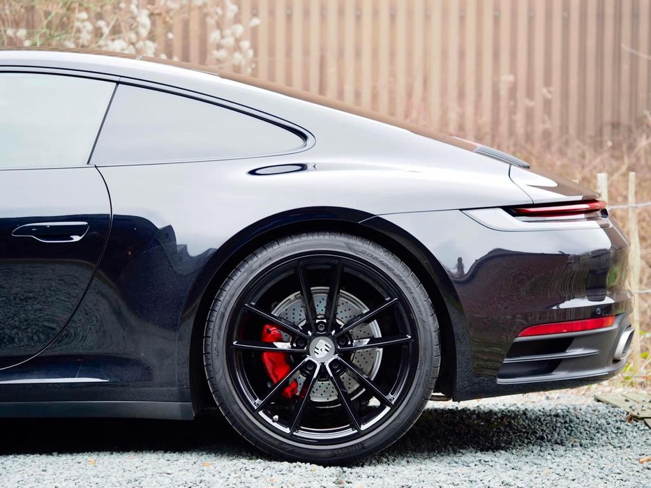 Porsche 911 versão 992