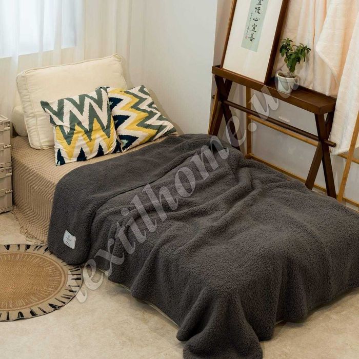 Плед-покривало на овчинці 200×220 см — теплий, м’який і затишний