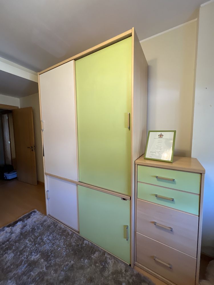 Quarto completo para criança ou jovem