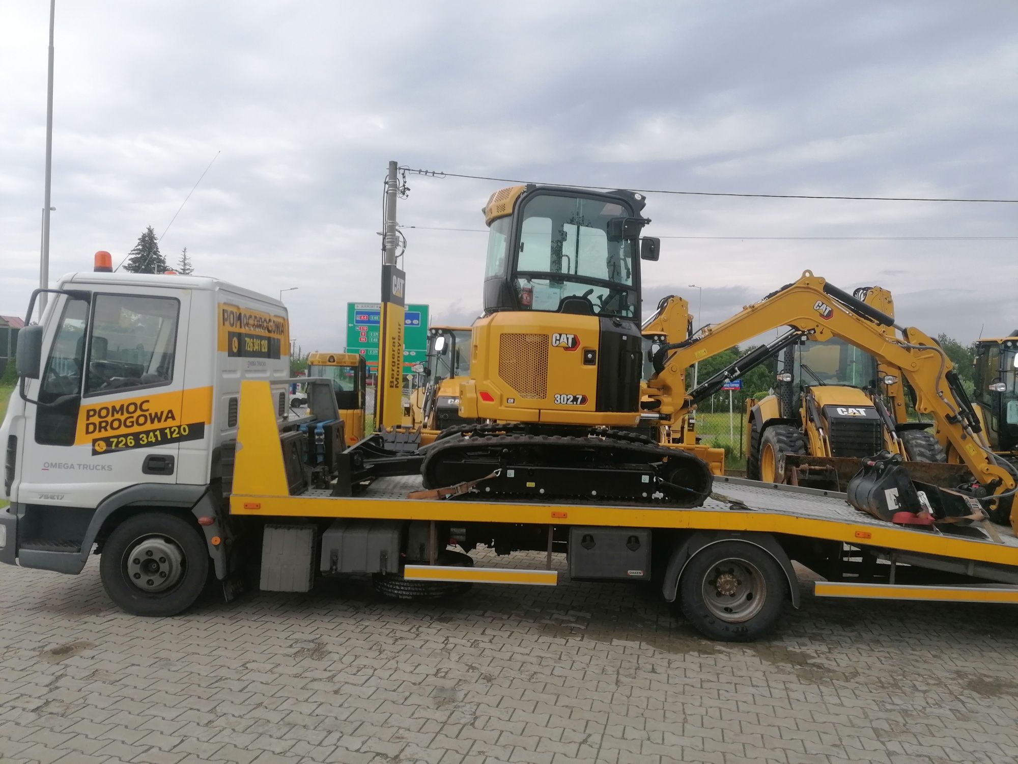 Laweta Transport  Maszyn Rolniczych i budowlanych