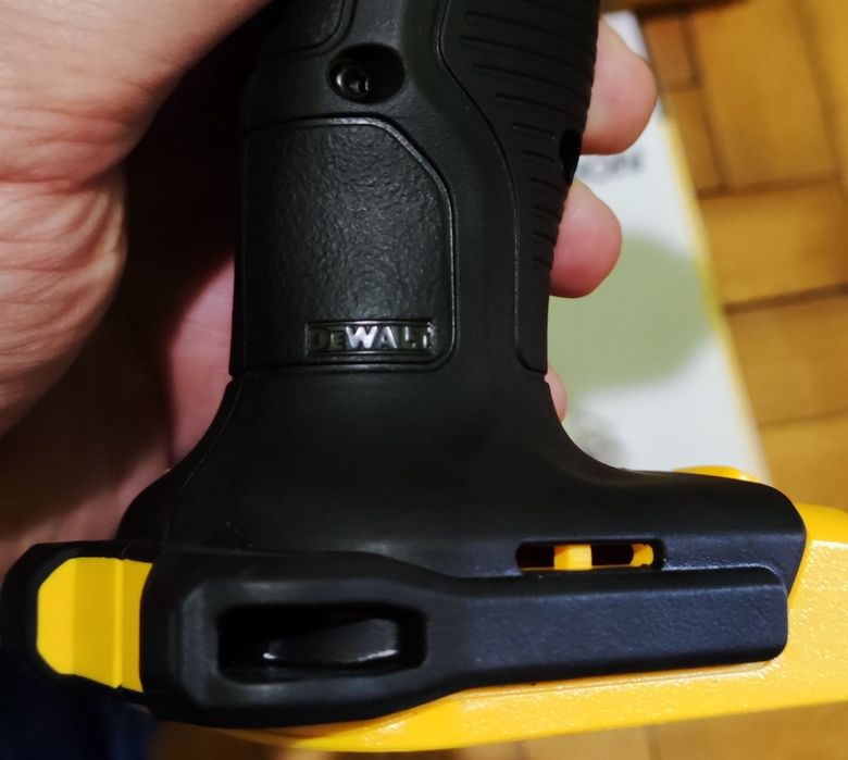 Dewalt dce530 будівельний фен акумуляторний оригінал із Англії