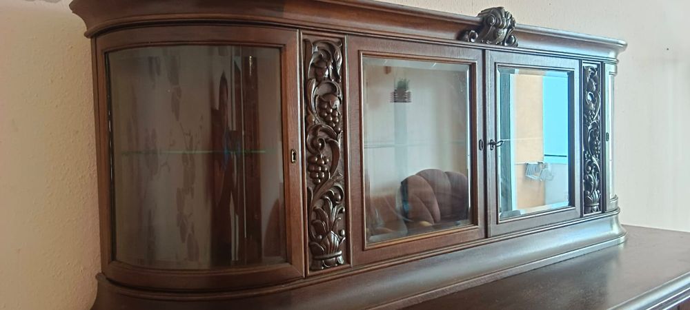 Kredens drewniany odbiór osobisty