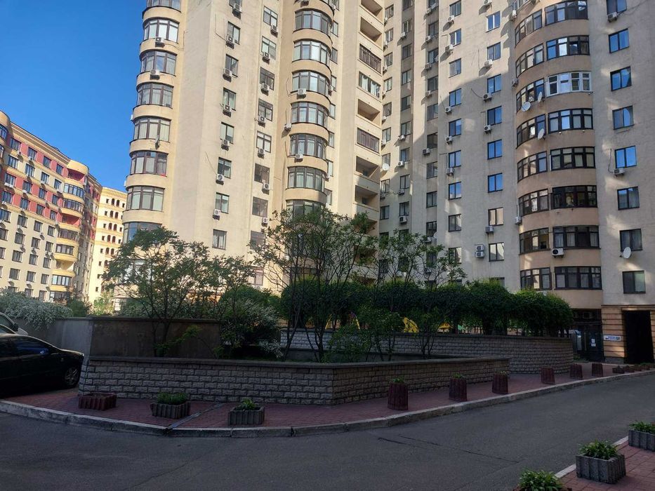 Оренда дворівневої 3к, Дмитрівська, 69,ЖК Златоустівський