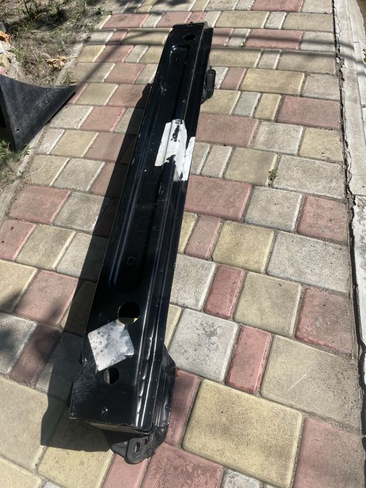 Усилитель заднего бампера Jeep Renegade ориг