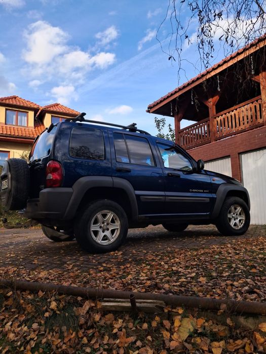 Sprzedam Jeep Cherokee sport 2,5 TD CRD