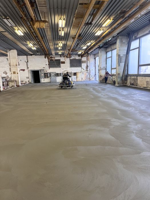 Промислові бетонні підлоги з топінгом