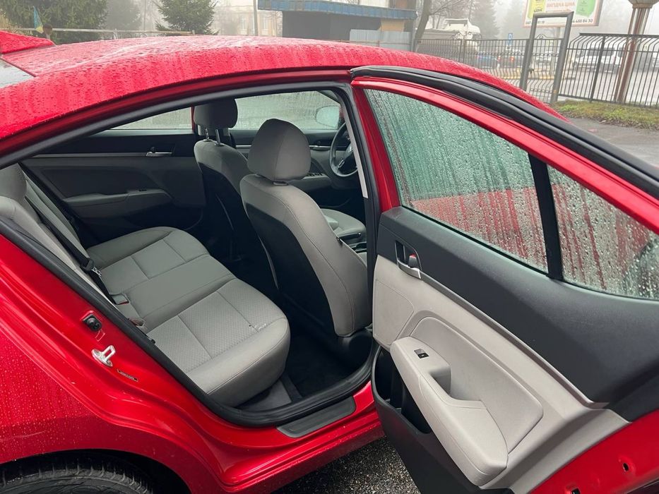 Hyundai Elantra 2019 2.0 топ комплектація