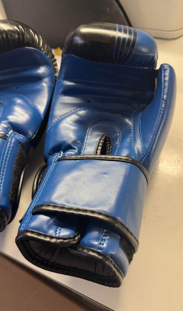Luvas de boxe - pouco uso