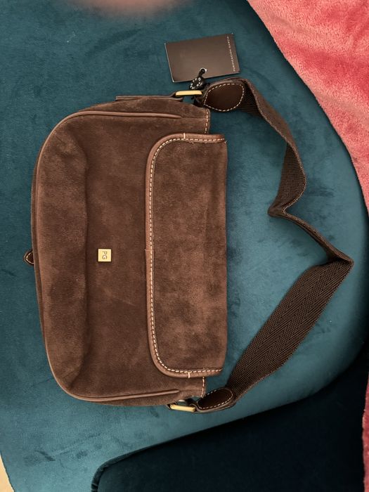 Mala em camurça castanha da Purification Garcia nova