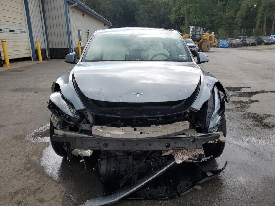 Tesla Y 2025 performace