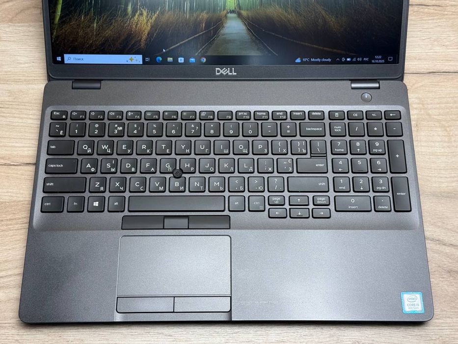 Dell Latitude 5500 15,6 FHD ips/i5-8265u/8/256 NVMe/АКБ 5 часов