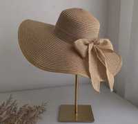 Жіночий широкополий капелюх з полями 15 см і бантом кавовий