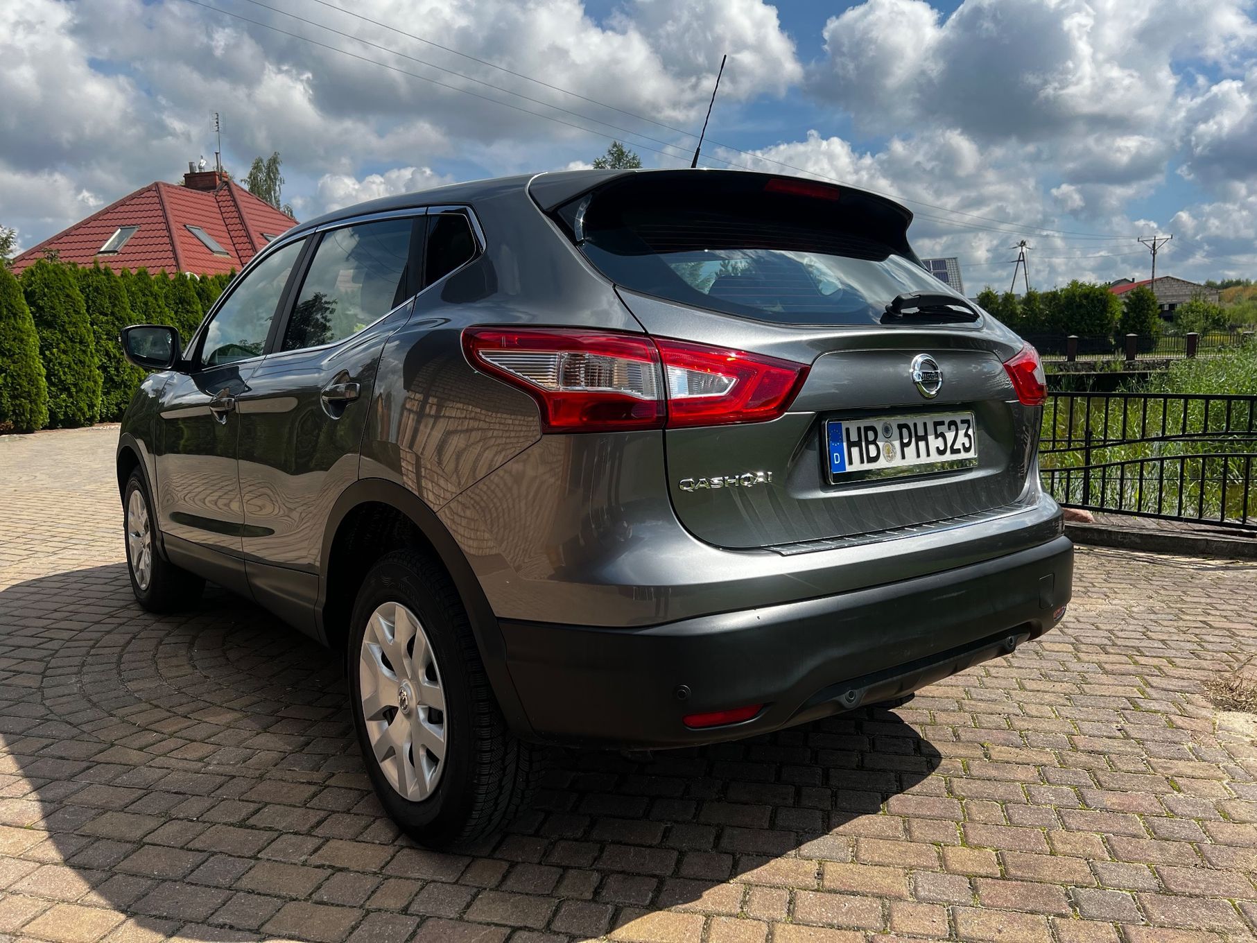 Nissan Qashqai Benzynka! Tylko 70.000km! Ledy! Parktronik! Czytanie Znaków! z Niemiec