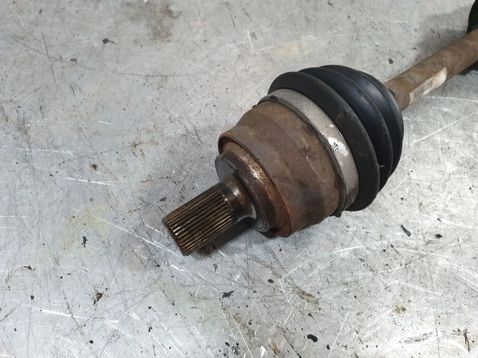 Transmissão frente esquerda VOLVO V40 Hatchback