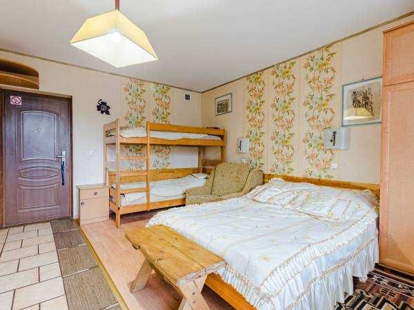 Całoroczne pokoje i apartamenty Janikowo w Stegnie