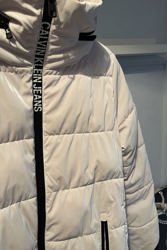 Zimowa puchowa damska kurtka Calvin Klein rozmiar S