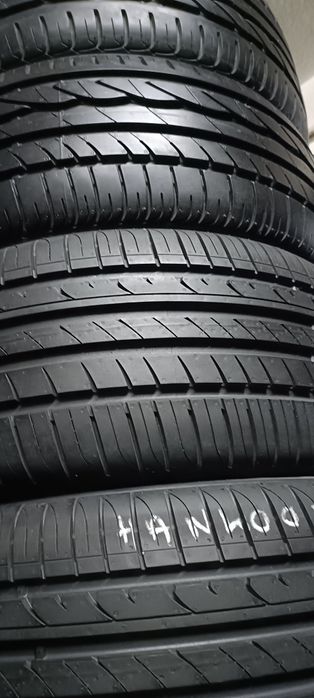 Pneus  215/45/16
