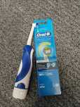 S70 Szczoteczka elektryczna Oral-B Advance Power + 2 końcówki