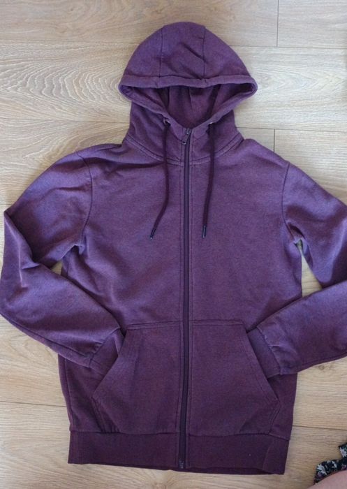 Bordowa bluza r.S