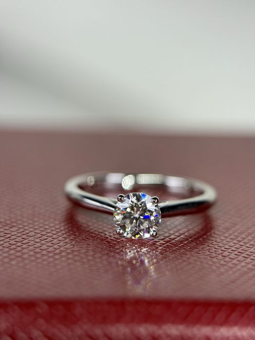 Каблучка з діамантом 0.7 ct GIA Cartier | кольцо бриллиант сертификат