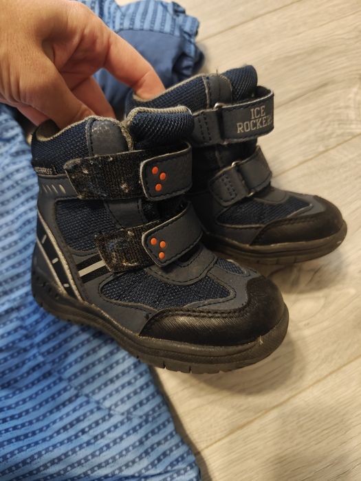 Duża paczka ubrań plus buty dla chłopca