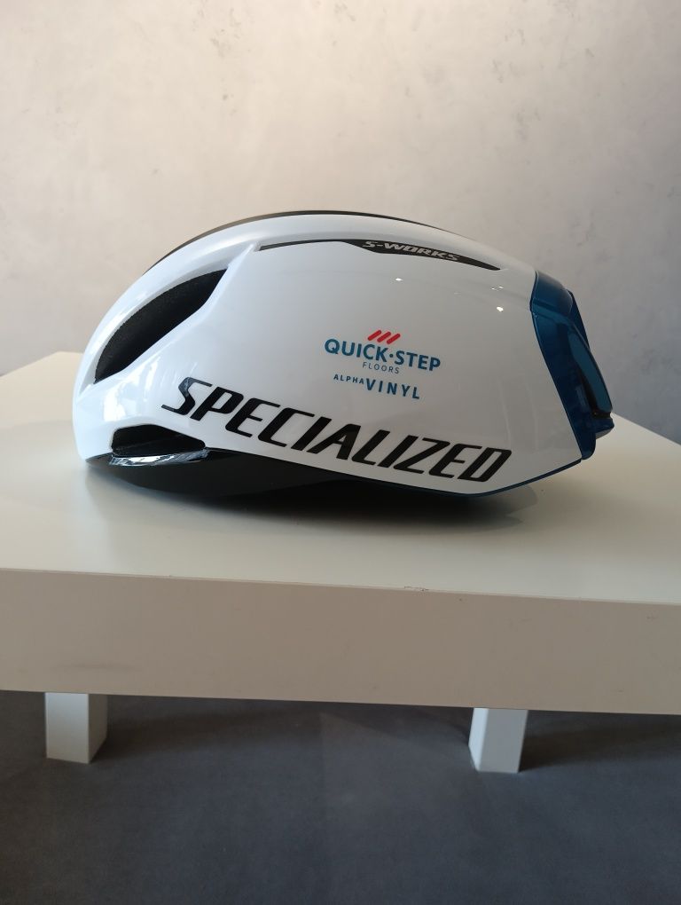 Specialized S-works evade 3 quick step новый шлем