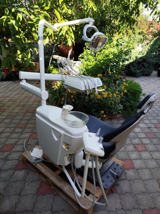 Стоматологическая установка .Стоматологічна установка.