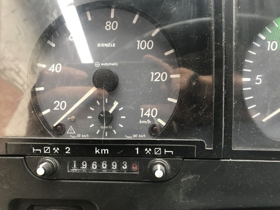 Автобус Мерседес пробег 200 тыс.км