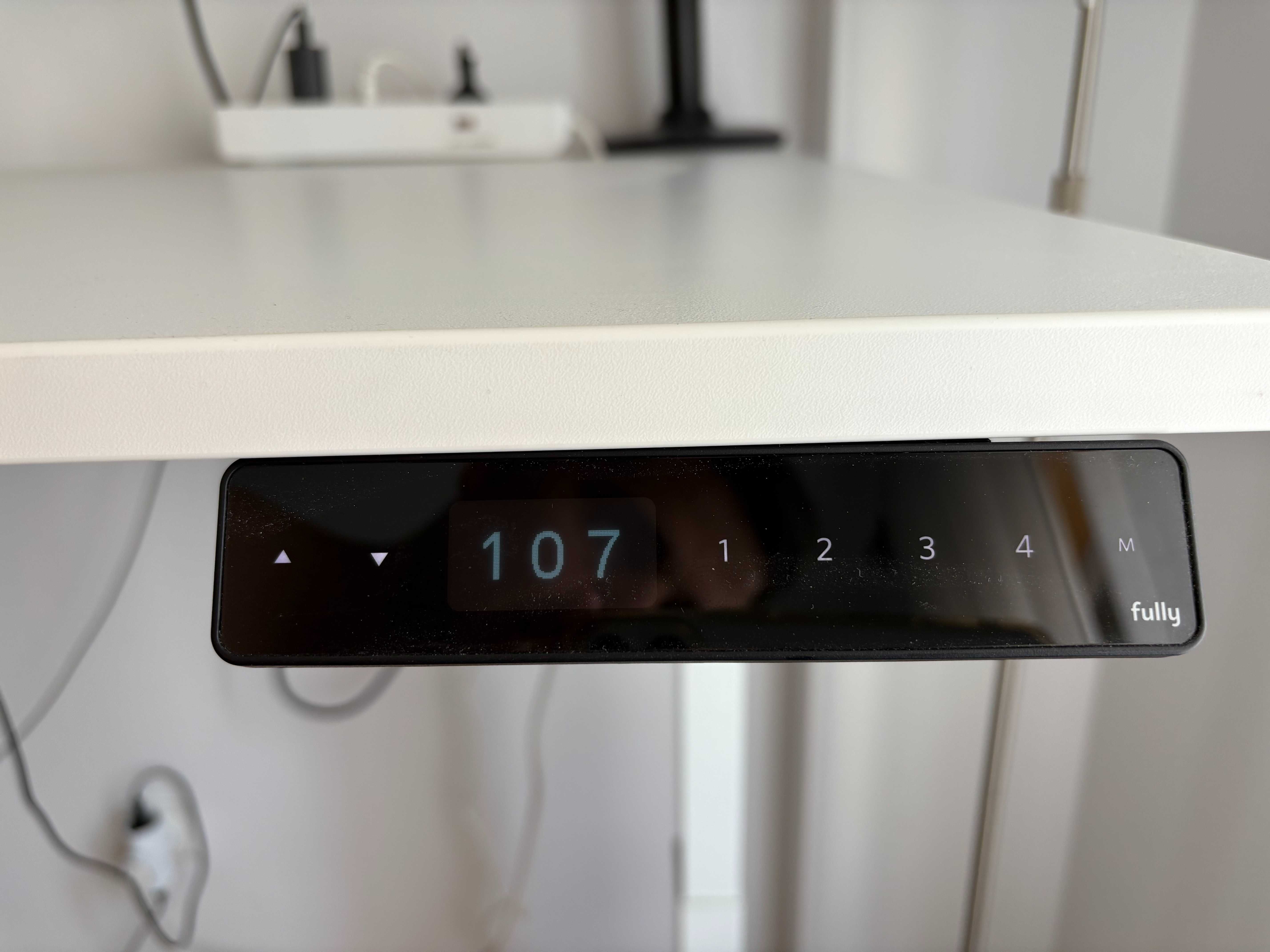 Standing Desk - Secretária Fully Jarvis 140 x 80 cm