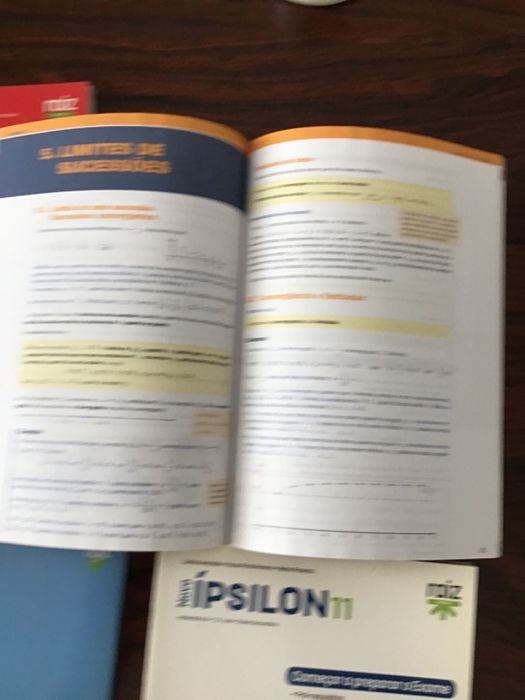 4 manuais / livros de exercícios de Matemática A, 11° ano