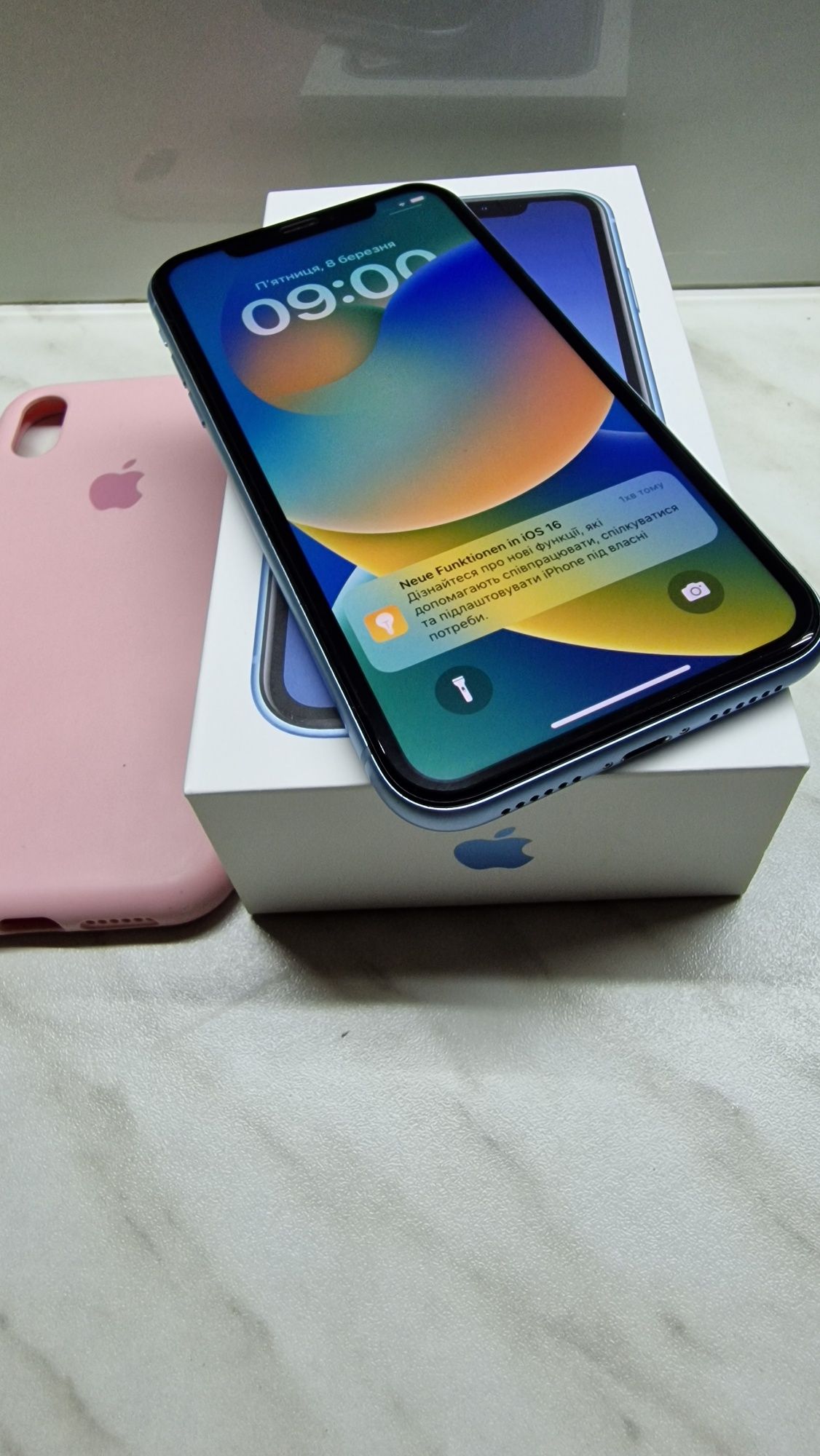 Iphone Xr 64gb в отличном состоянии в оригинале