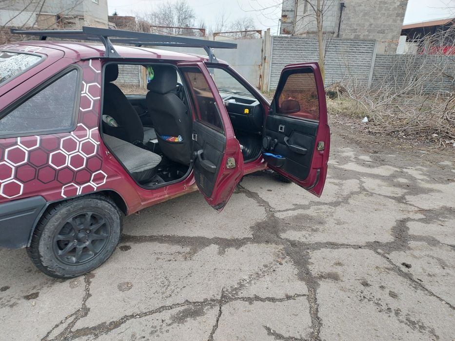 Продам ИЖ-2126 Ода 2002