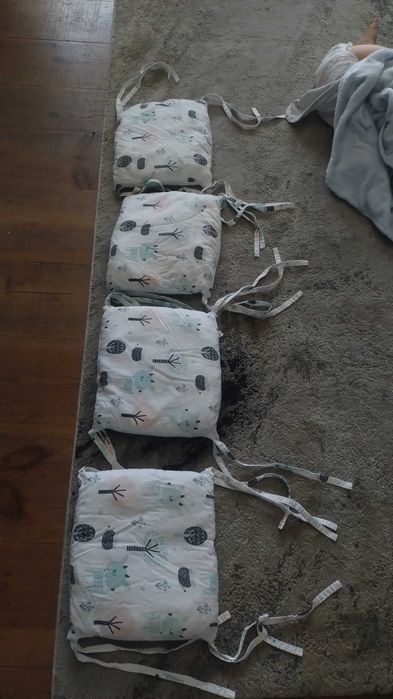 Poduszki ochraniacz niemowlęcy/dziecięcy do łóżeczka 4szt.