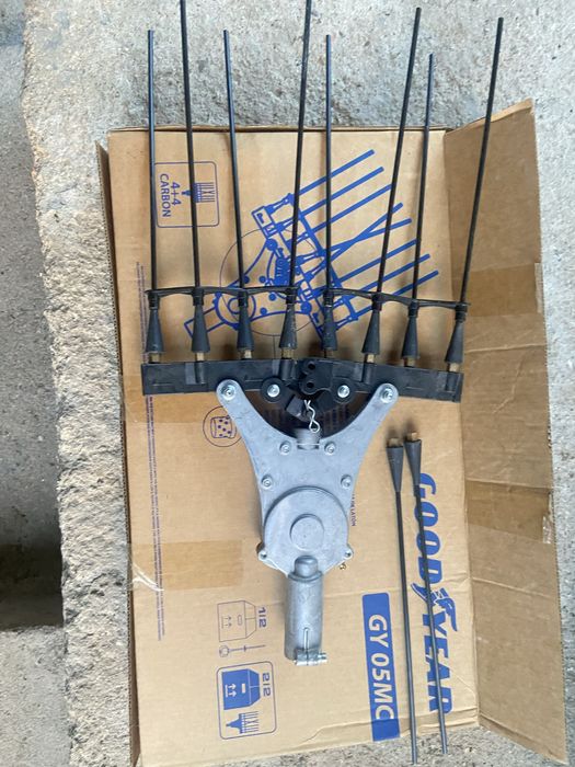 Varejadora gasolina 25,4 CC GOODYEAR como nova