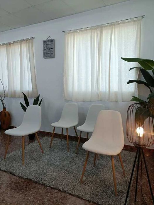 Cadeiras novas, pacote com várias cores - envio gratis