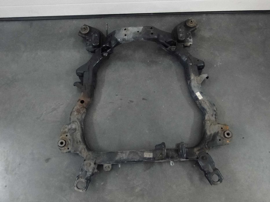 Балка передня підрамник подрамник Chevrolet Captiva 06-11р. 96626232