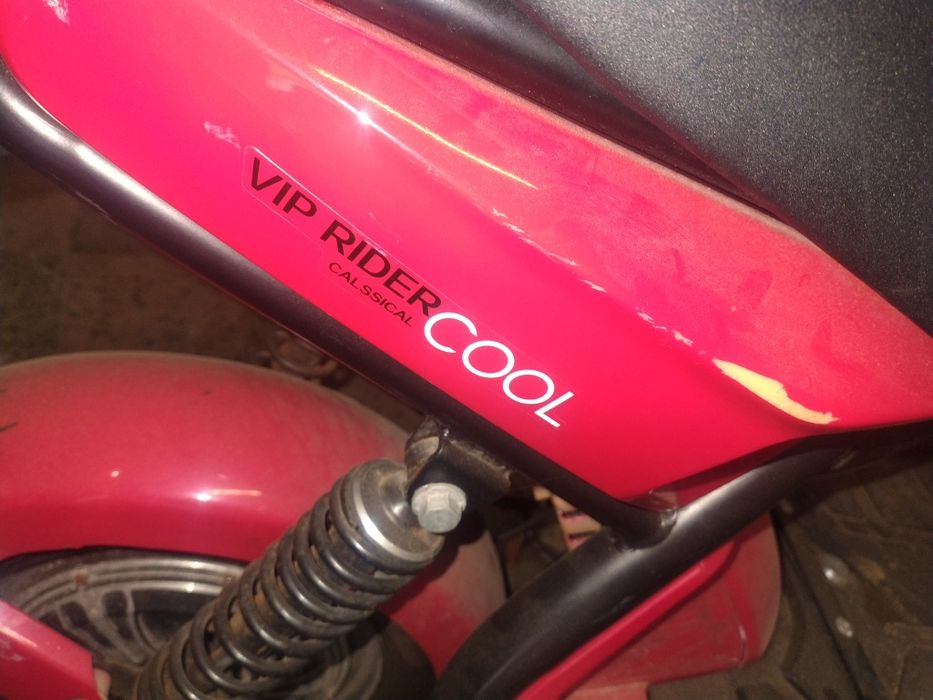 Mota elétrica  penso antiga a funcionar na perfeição