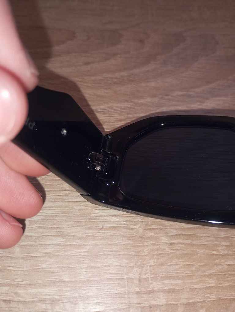 Okulary przeciwsłoneczne Prada