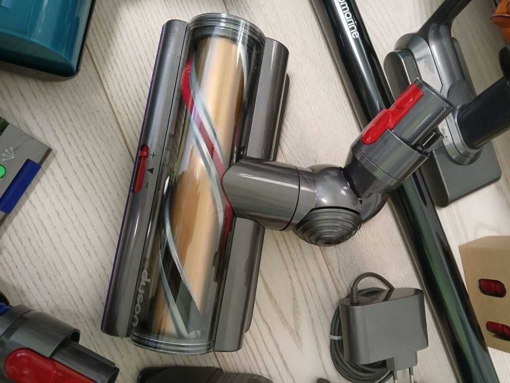 Dyson V15s Detect Submarine z koncowka do mopowania