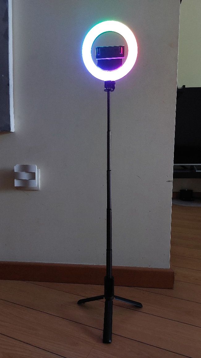 Selfie Stick LED RGB - NOVO