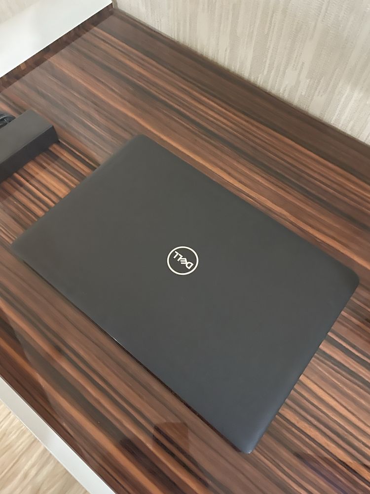 Dell Latitude 3500 i5-8265U 8GB DDR4 128GB SSD 15.6 Full HD Windows 11