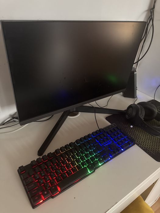 Komputer Gamingowy Ryzen 7|Radeon RX |64GB|SSD M2 1TB|LED 24 |Win 11