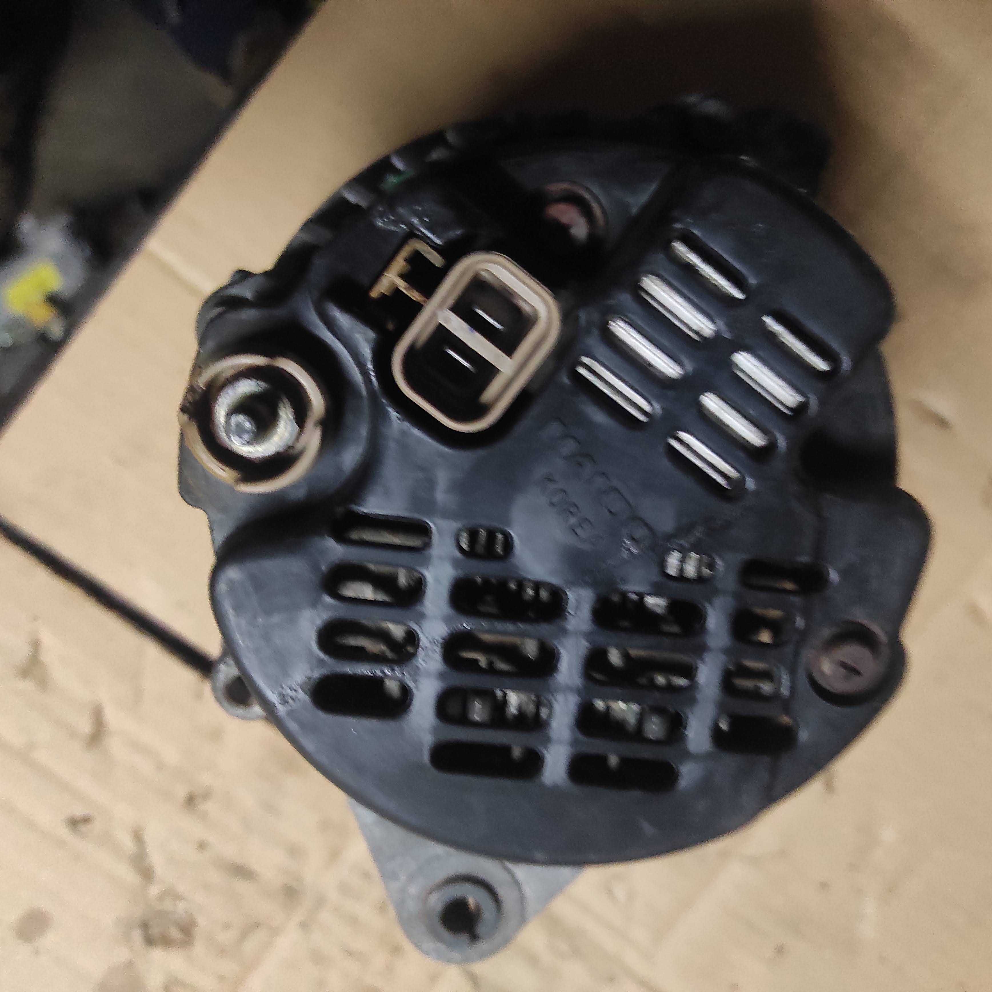 Alternator Hyundai Coupe 1,6 16 V AB,190,058