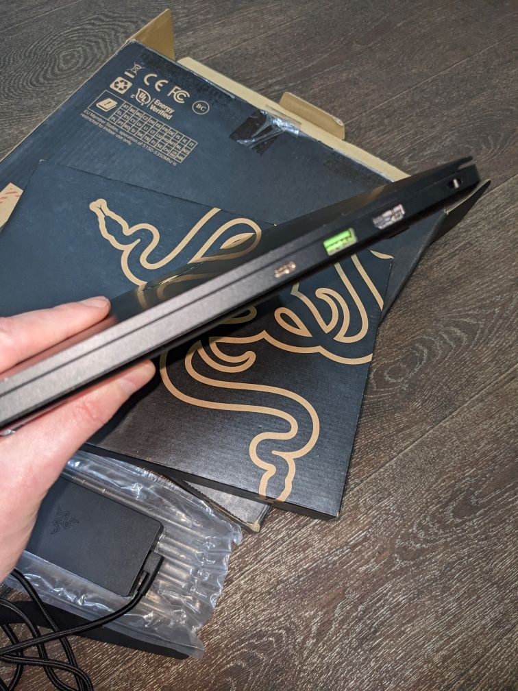 Уценка! Ноутбук Razer Blade 14 (RZ09-0370CEA3-R3U1)