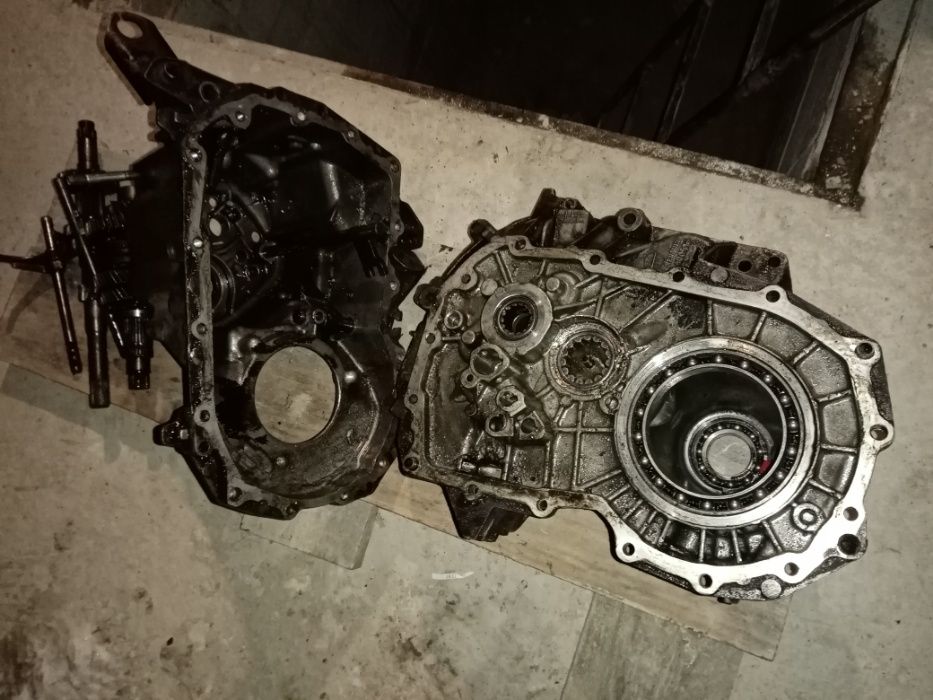 Шестерні вилки коробки передач рено меган 1.4 КПП ПО ЗАПЧАСТИНАМ