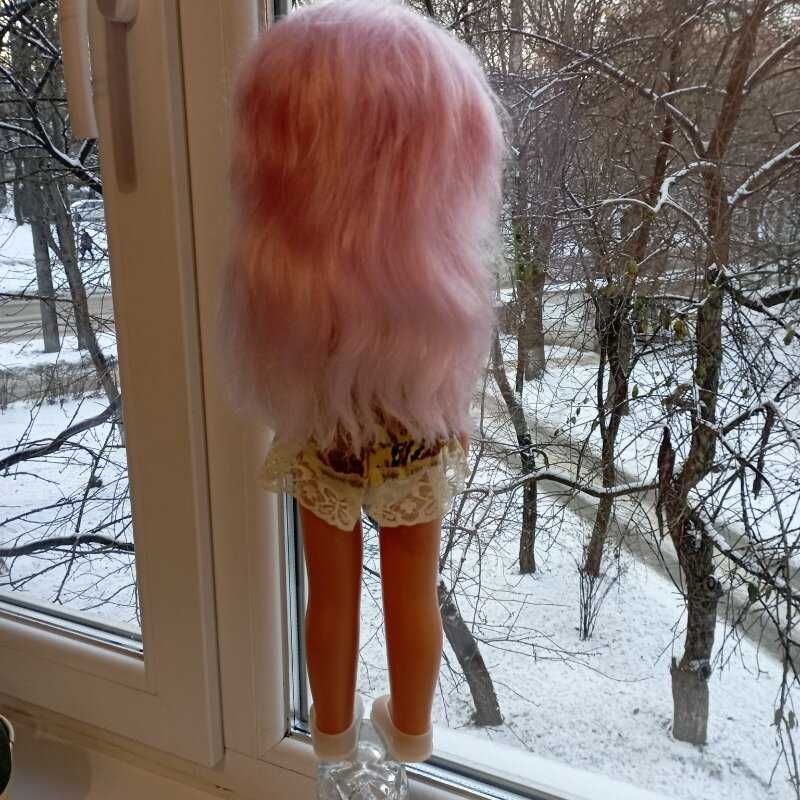 Юля Неринга Neringa 70-е длинные розовые волосы кукла лялька СССР
